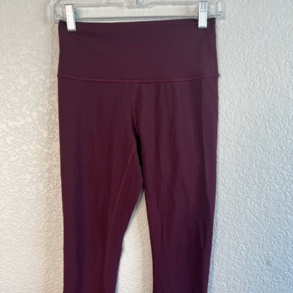 Lulu Lemon Cropped Leggings Size 6